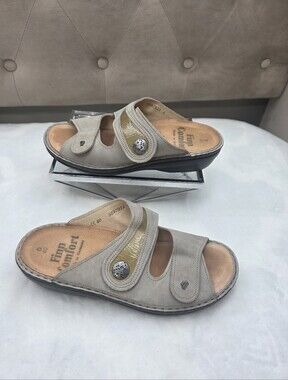 Finn Comfort Germany Beige Nubuck Leather Adjustable Comfort Slide Sandals EU 40